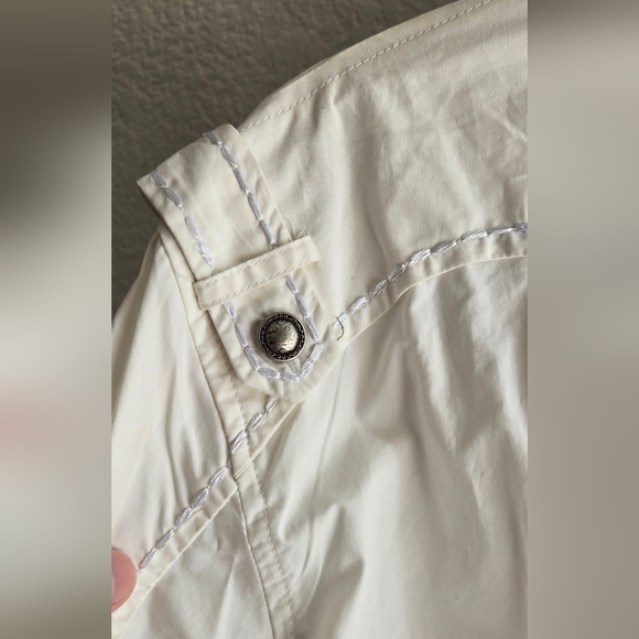 Cream/Off White Button-Up Shirt - Picture 8 of 11